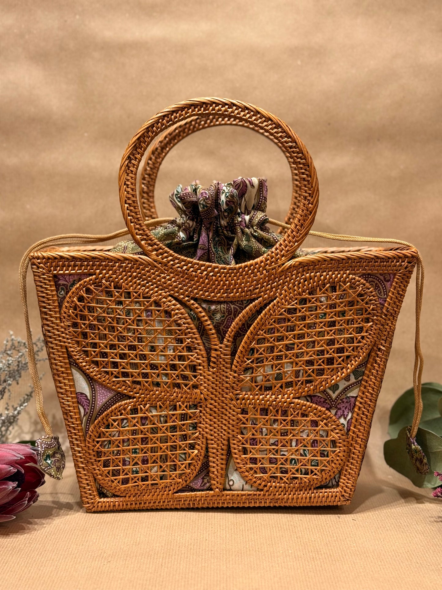Petalouthia Elegance Handbag