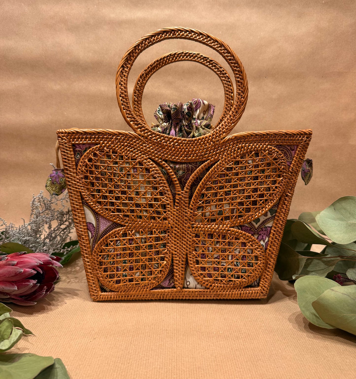 Petalouthia Elegance Handbag