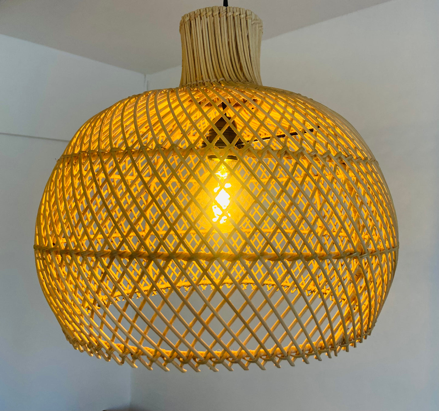 Bell Rattan Light Shade: A Symphony of Style and Warmth